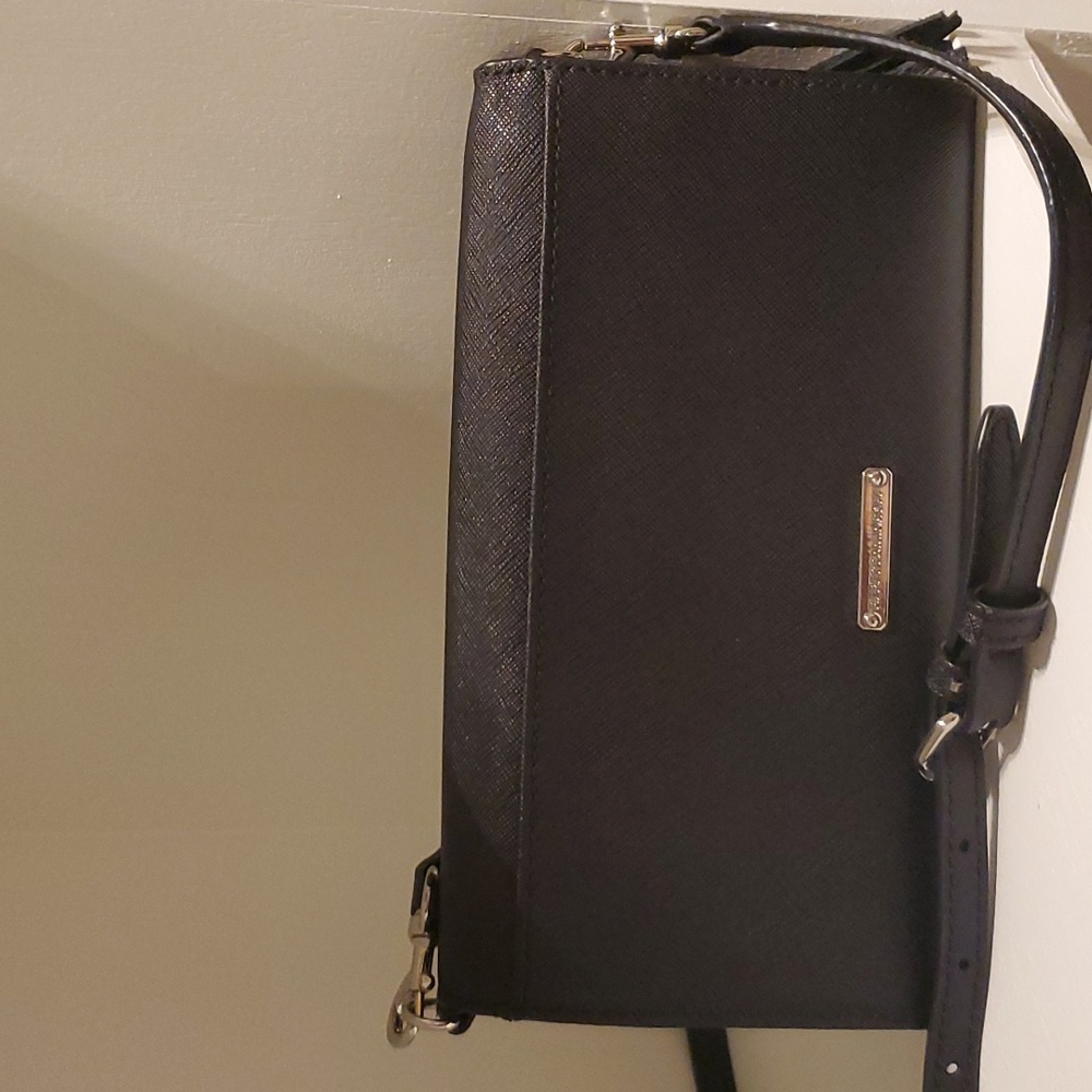 Rebecca Minkoff Crossbody Tasseled Wallet Black.